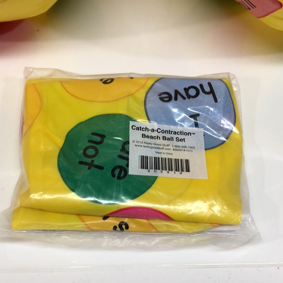 3 Catch-a-Contraction Beach Balls - Picture 4 of 7